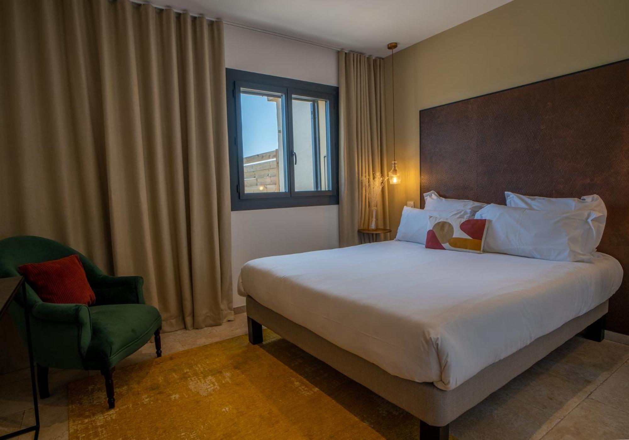 Hotel Casarina 3*